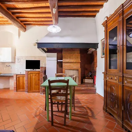 Belvilla By Oyo La Casa Dei Cinque Olivi Holiday home Quarrata
